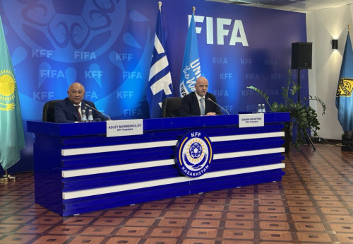 Фотография к новости: "Люди ожидают, что кто-то другой приедет и за них сделает" - глава ФИФА о казахстанском футболе