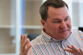 Фотография к новости: Фиктивные договоры и вывод денег - в чём подозревают беглого олигарха Анатолия Балушкина