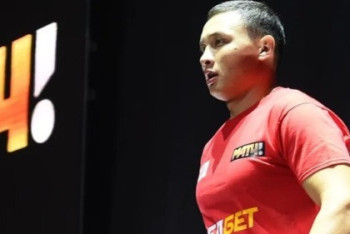 Фотография к новости: Казахстанского боксёра ошибочно нокаутировали и дисквалифицировали