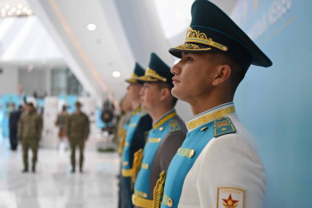 Фотография к новости: Токаев поздравил казахстанцев с Днём защитника Отечества