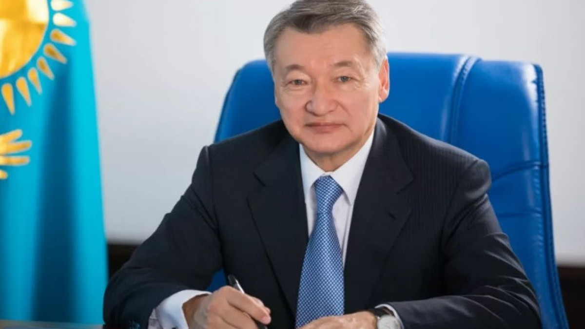 Аким ВКО поздравил ветеранов с Днём Победы