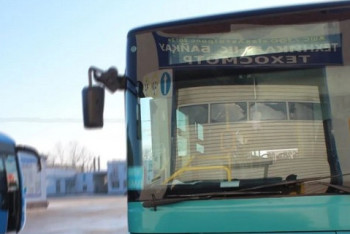 Фотография к новости: Два автобуса с пассажирами столкнулись в Караганде