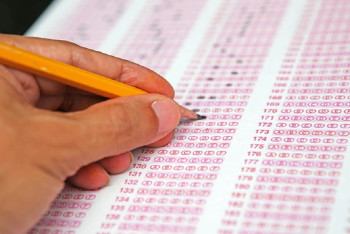 Фотография к новости: В Казахстане обновили базу вопросов для пробной сдачи ЕНТ