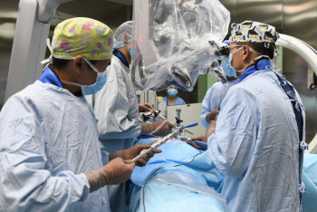 Фотография к новости: Уникальную операцию провели нейрохирурги в Астане