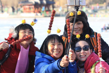 Фотография к новости: Как китайские туристы могут обогатить казахстанцев