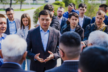 Фотография к новости: Кульгинов встретился с жителями Павлодарской области