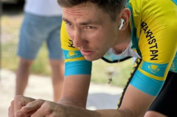 Фотография к новости: Казахстанец победил в велогонке в Узбекистане