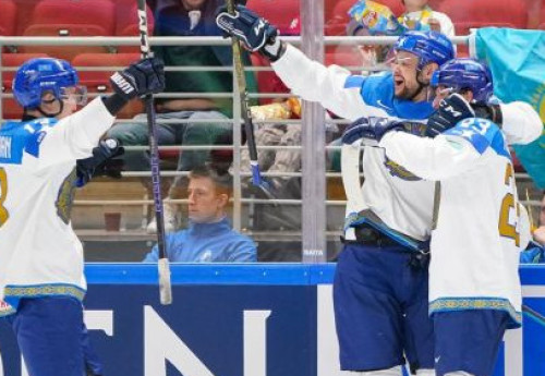 Фотография к новости: C невероятной победы стартовал Казахстан на ЧМ-2023 по хоккею