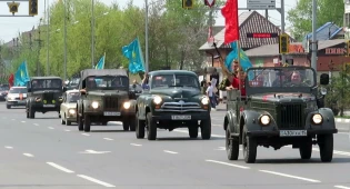Житель Петропавловска получил 20 суток ареста за наклейки на автомобиле в День Победы