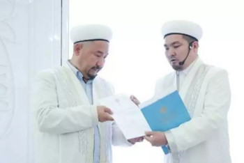 Фотография к новости: Имам-тиктокер возглавил мечеть в Астане