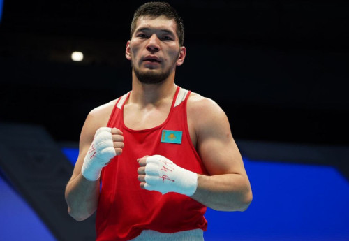 Фотография к новости: Нурбек Оралбай стал четвёртым чемпионом мира по боксу в Ташкенте