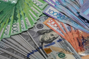 Фотография к новости: Почему тенге укрепился по отношению к доллару с начала года, объяснили в Нацбанке