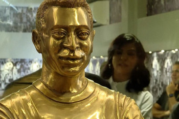 Фотография к новости: В Бразилии открылся мавзолей Пеле