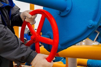 Фотография к новости: Казахстан и Россия продлят транзит российской нефти в Китай через Казахстан