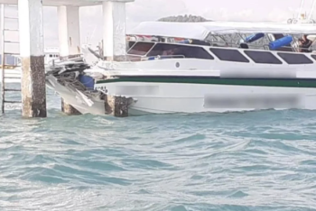 Фотография к новости: Три казахстанки пострадали при столкновении катера с вышкой в Таиланде