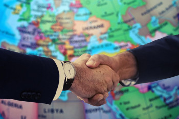 Фотография к новости: Москва и Киев согласились обсудить перемирие