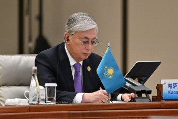 Фотография к новости: Второй сухой порт планируют открыть на границе Казахстана с Китаем - Токаев