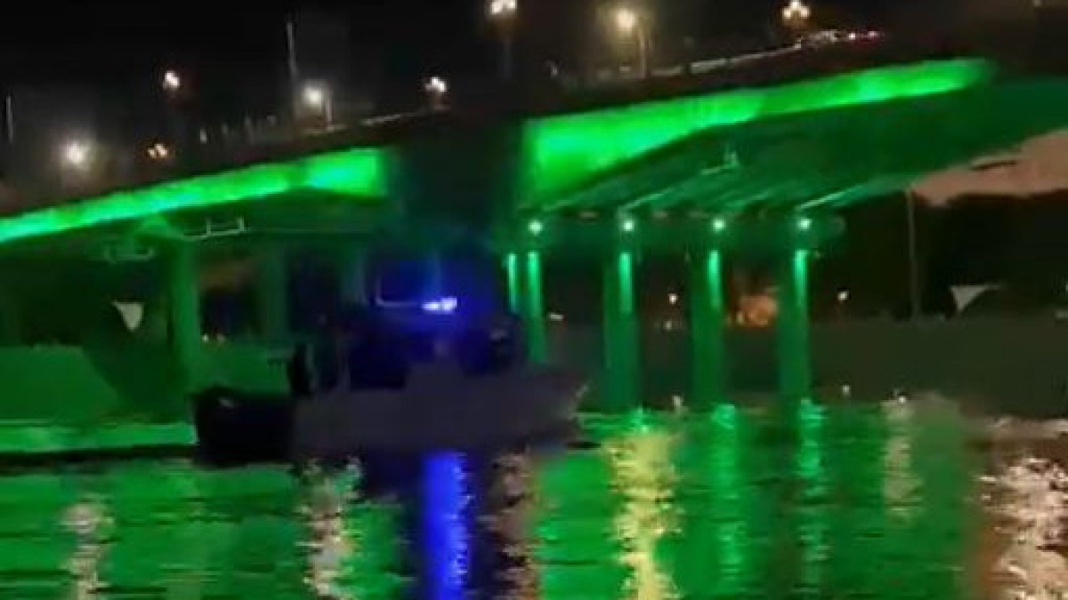 скриншот с видео