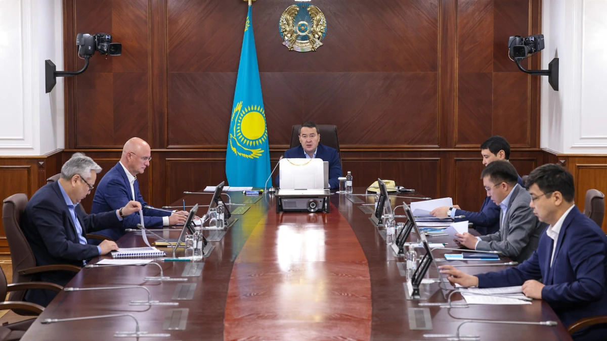 Смаилов раскритиковал работу по долгостроям питьевого водоснабжения