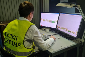 Фотография к новости: Более 92 кг сильнодействующих лекарств пытались незаконно вывезти из Алматы в Дубай