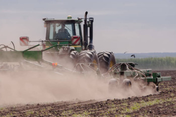Фотография к новости: Годами ждем госпомощь: аграрии Костанайской области жалуются на недофинансирование