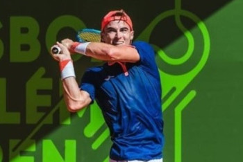 Фотография к новости: Тимофей Скатов одержал сенсационную победу и вышел в финал квалификации "Ролан Гаррос"