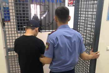 Фотография к новости: Пять миллионов тенге выманил у пенсионеров  мошенник в Актюбинской области