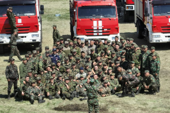 Фотография к новости: Четверо суток без сна - о героизме пожарных, тушащих лес в области Абай, рассказали в МЧС