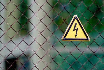 Фотография к новости: Хотел помочь ослу: 10-летний мальчик лишился ноги после удара током в Туркестанской области