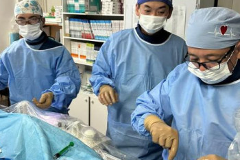 Фотография к новости: Инновационный метод лечения осложнений при циррозе печени освоили врачи Актобе