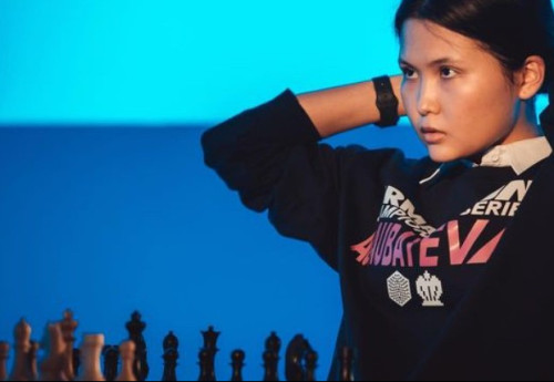 Фотография к новости: Бибисара Асаубаева завершила Гран-при Никосии матчем с гроссмейстером