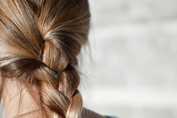 Фотография к новости: На севере Казахстана хирурги извлекли из желудка подростка волосяную опухоль