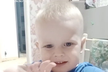 Фотография к новости: Настоящий патриот: двухлетний Миша стал звездой TikTok благодаря владению казахским