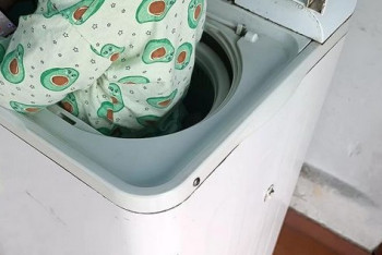 Фотография к новости: Ребёнок застрял в стиральной машинке в Павлодарской области