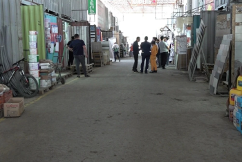 Фотография к новости: Скандал из-за торговых мест разгорается на рынке в Алматы