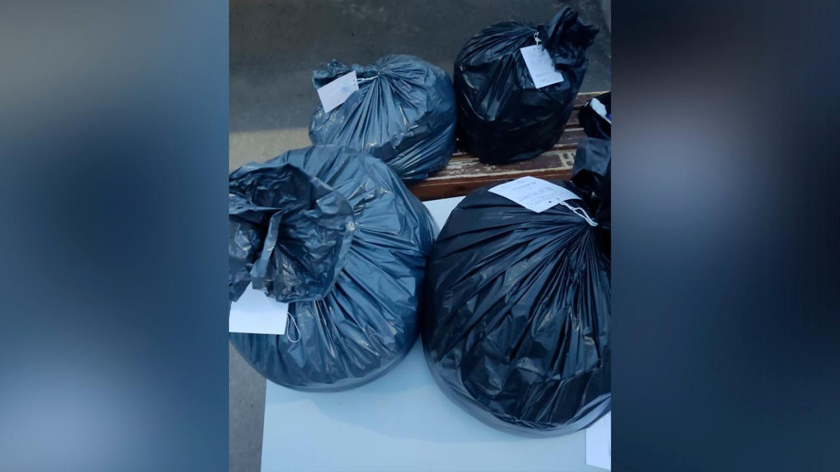 Опий и гашиш в большом объёме пытался перевезти наркоделец из Кыргызстана в Казахстан