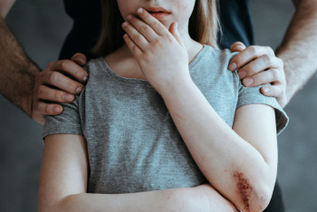 Фотография к новости: "Снимал одежду и ложился на меня" - жительница Кокшетау рассказала о домогательствах