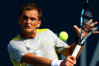 Александр Недовесов победил на старте "Ролан Гаррос"