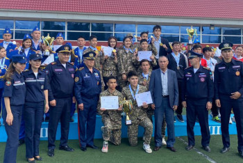 "Народ не знает своих героев". Как школьники учились быть спасателями