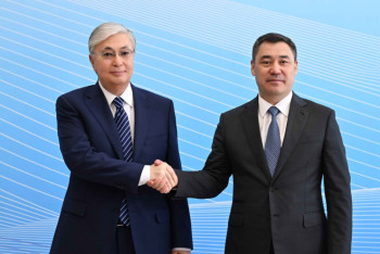 Фотография к новости: Президенты Казахстана и Кыргызстана встретились в Чолпон-Ате