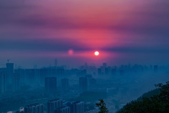 Фотография к новости: Жителям Астаны и ещё четырёх городов рекомендуют сократить прогулки в субботу