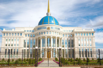 Фотография к новости: Токаев выразил соболезнования премьер-министру Индии