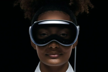 Apple представила гарнитуру дополненной реальности