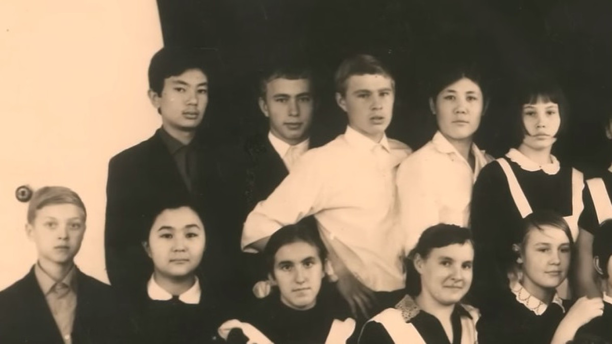 кадр из видео