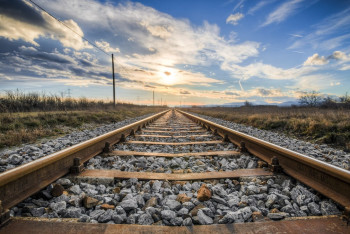 Фотография к новости: Частники разбирают на металлолом железнодорожные пути в Туркестанской области