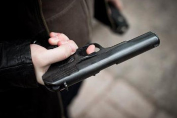 Фотография к новости: "Орудует банда вымогателей": двое жителей Щучинска получили огнестрельные ранения