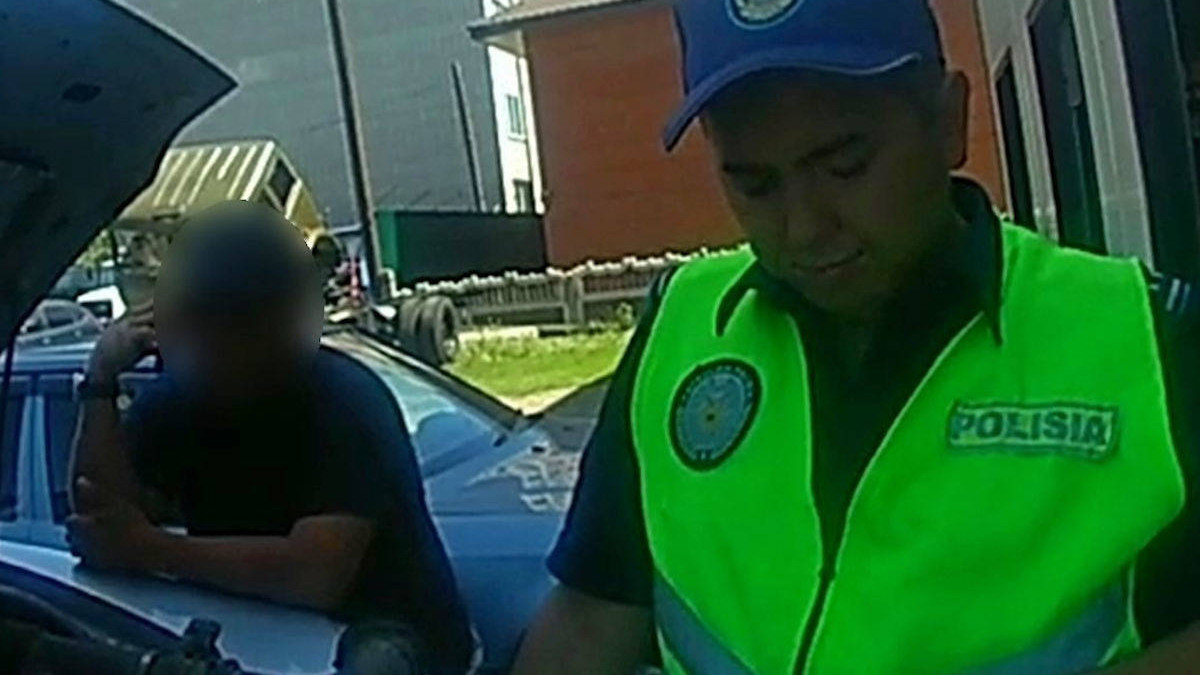 скриншот с видео