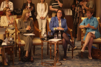 Фотография к новости: Новые возможности женщин в бизнесе обсудили в Астане