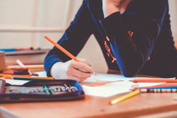 Фотография к новости: Пороговые баллы ЕНТ для поступления в вузы Казахстана озвучили в Миннауки