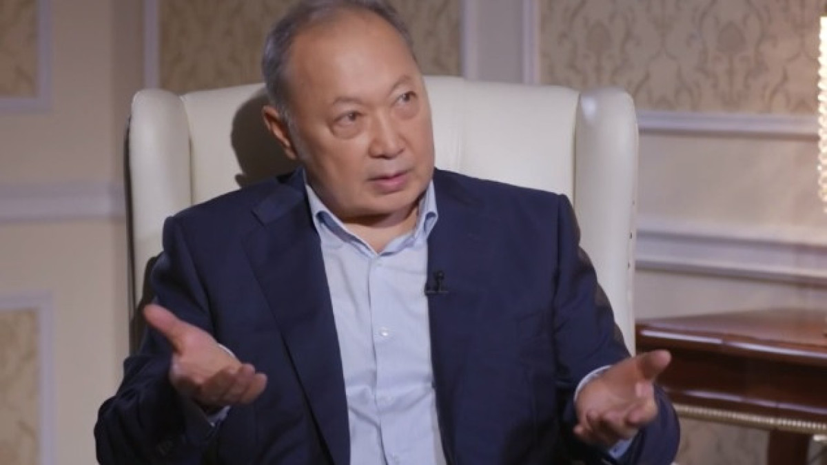 скриншот с видео